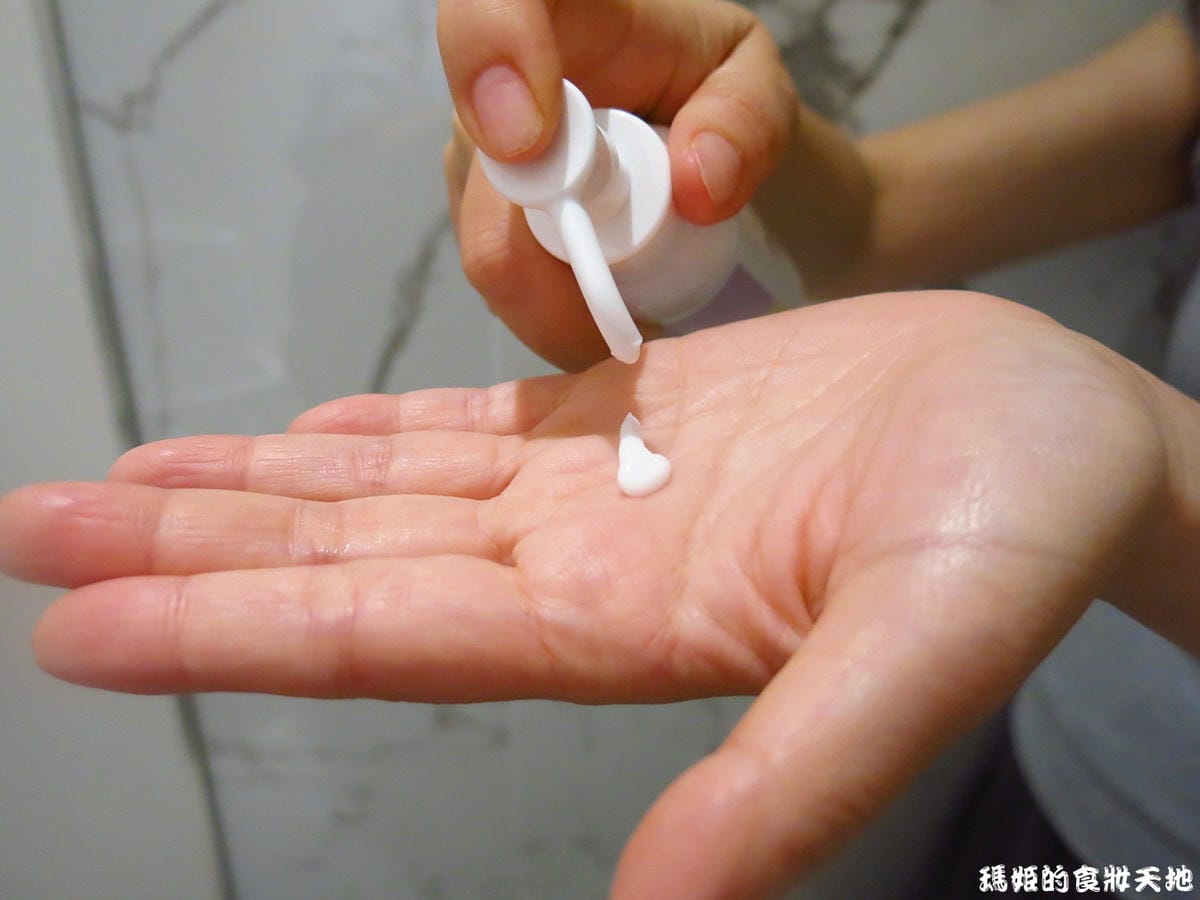 巧研黑莓香氛保濕身體乳11.JPG 巧研黑莓香氛保濕身體乳11.JPG