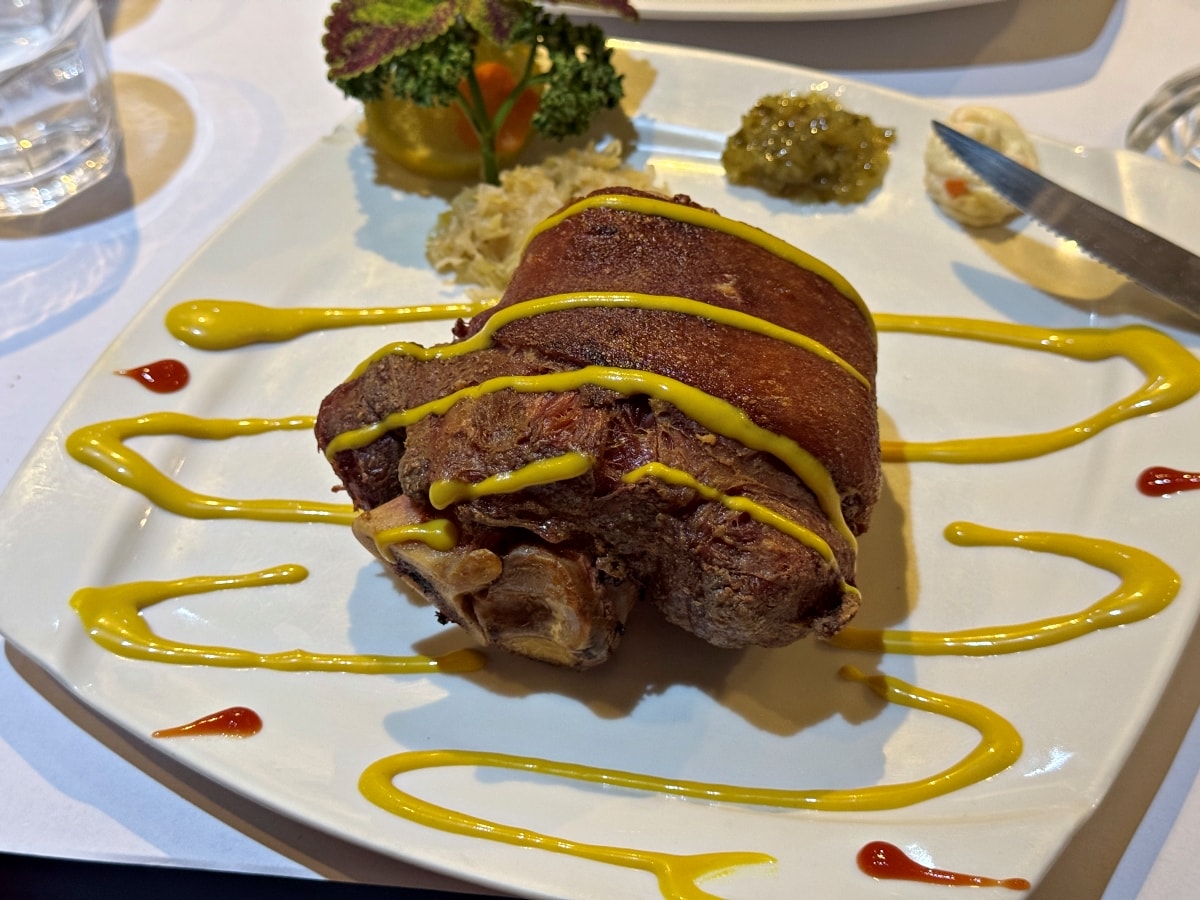 鬍子叔叔義麵工坊-林口文化店 聚餐推薦