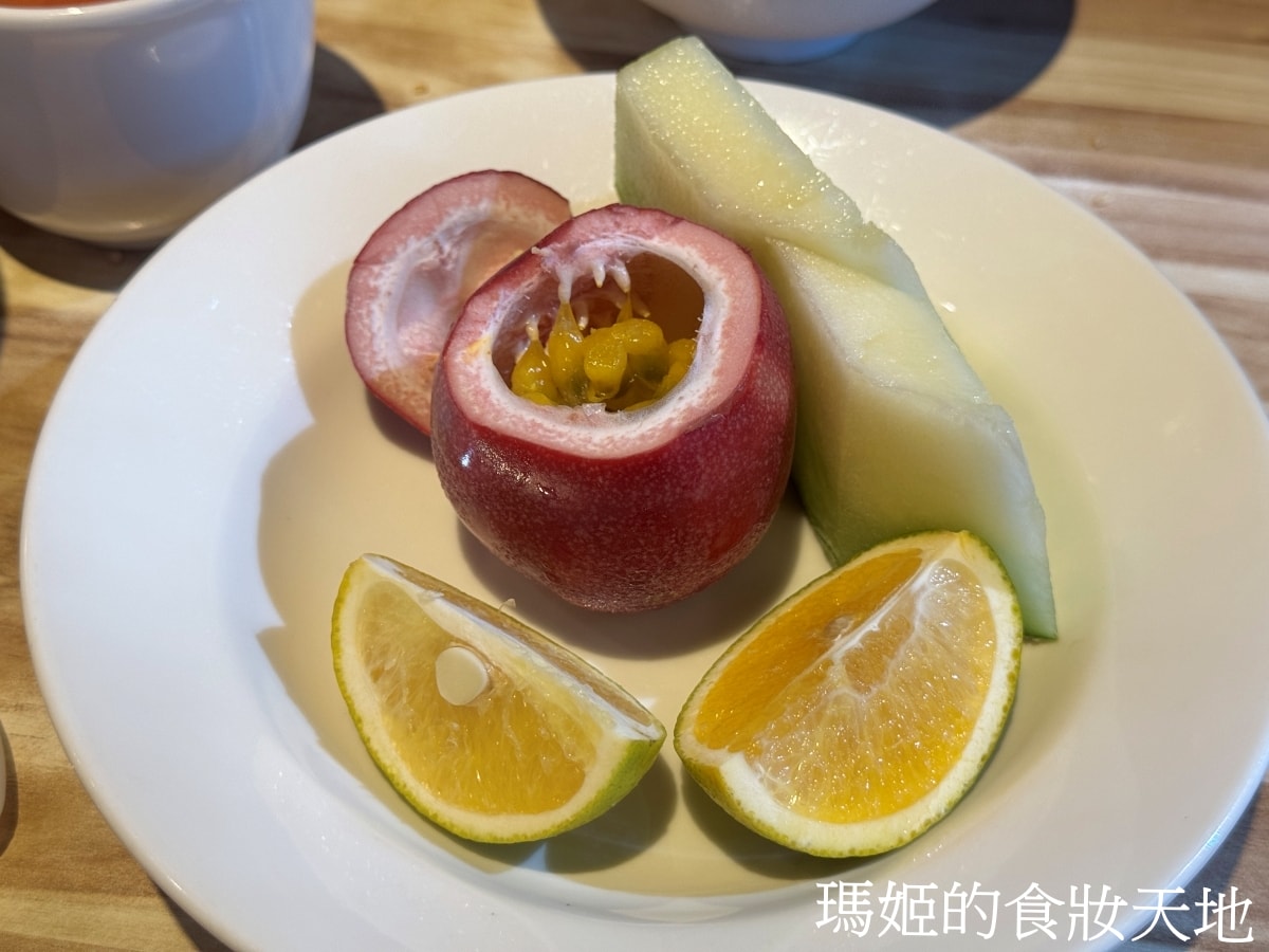 元潮蒙古烤肉酸菜白肉鍋｜現炒蒙古烤肉＋酸香夠味火鍋