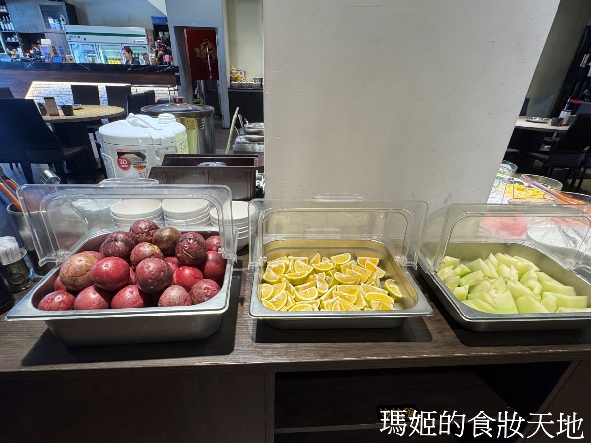 元潮蒙古烤肉酸菜白肉鍋｜現炒蒙古烤肉＋酸香夠味火鍋