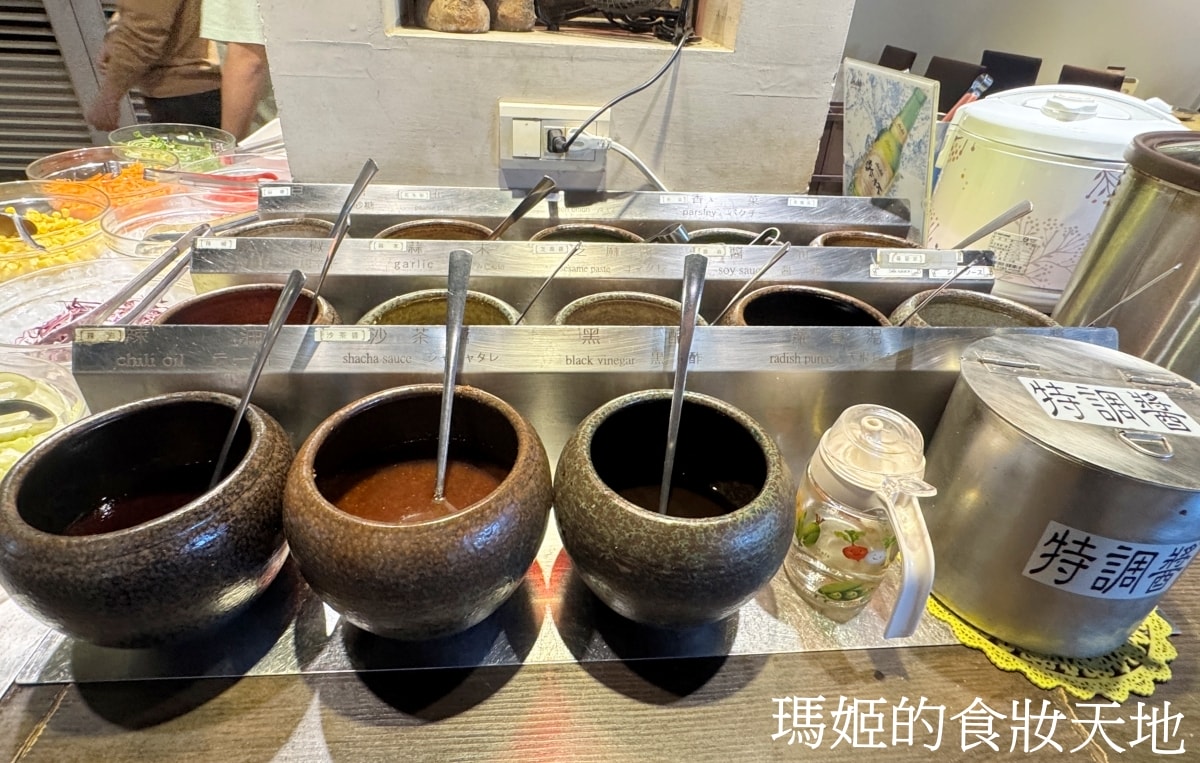 元潮蒙古烤肉酸菜白肉鍋｜現炒蒙古烤肉＋酸香夠味火鍋