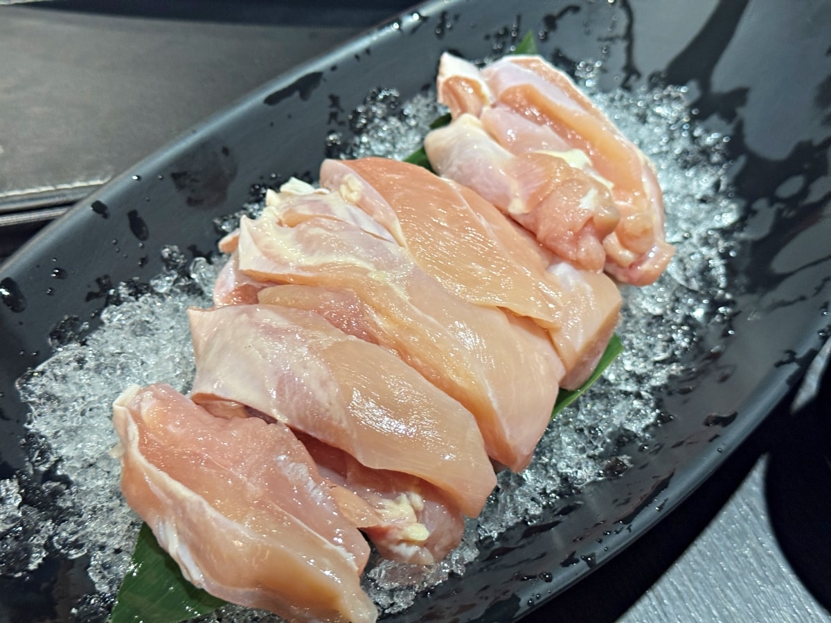 肉多多火鍋 新莊和興店｜平日午餐，自助吃到飽 268 元起，壽星再送肉盤蛋糕超有誠意！